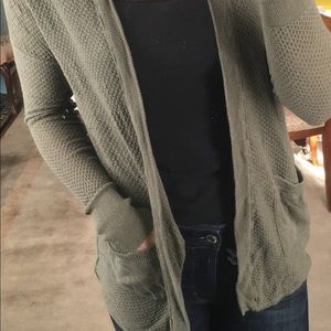 American Eagle Cardigan